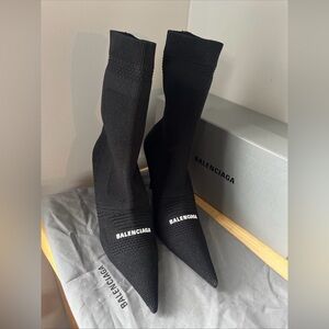 Balenciaga Knife 2.0 Knit Sock Boots Size 38.5 $1150